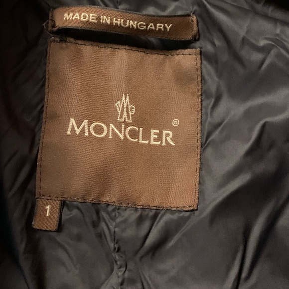MONCLER - Classic Two-Way Zip Quilted Down Mid-Length Coat Size 1 - Picture 2 of 10